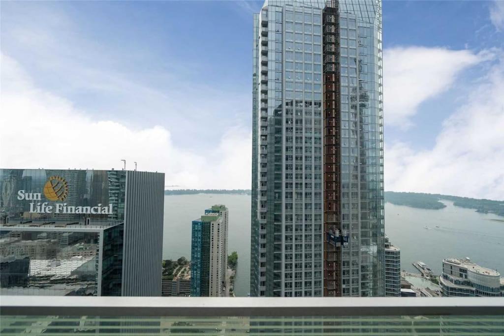 New Superior Lakeview Luxury Top Floor 3-Bedroom Suite On 48Th Floor Торонто Екстер'єр фото