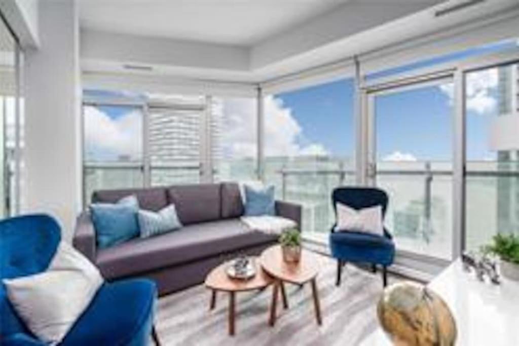 New Superior Lakeview Luxury Top Floor 3-Bedroom Suite On 48Th Floor Торонто Екстер'єр фото
