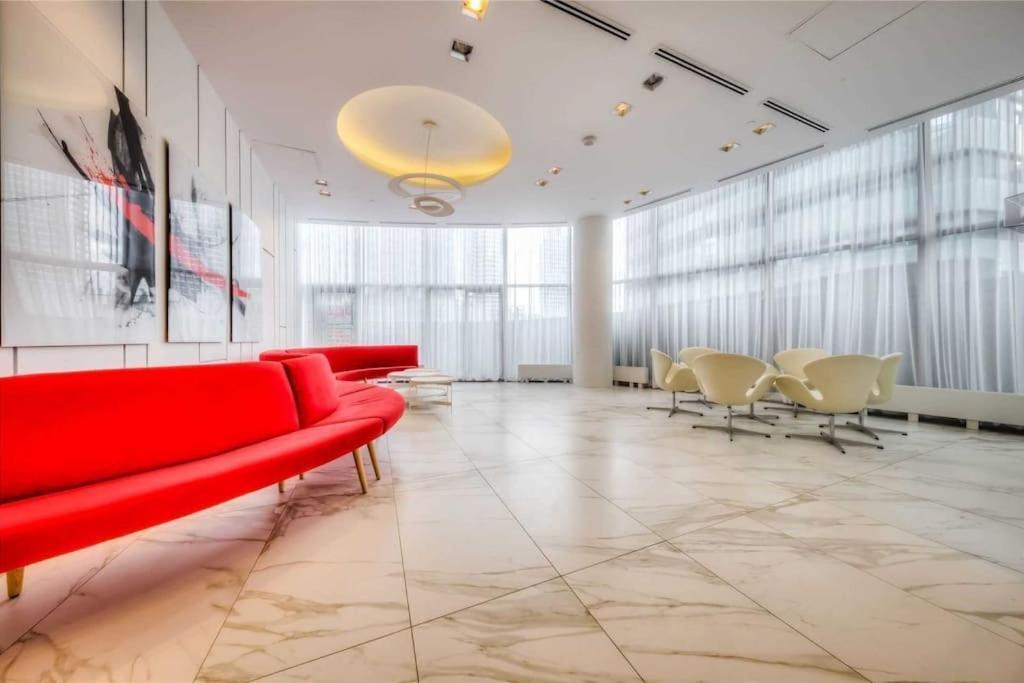 New Superior Lakeview Luxury Top Floor 3-Bedroom Suite On 48Th Floor Торонто Екстер'єр фото
