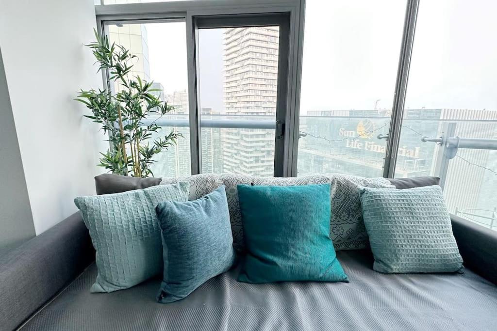 New Superior Lakeview Luxury Top Floor 3-Bedroom Suite On 48Th Floor Торонто Екстер'єр фото