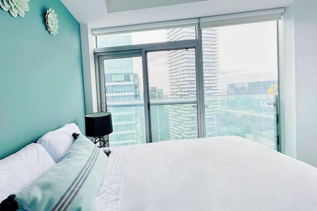 New Superior Lakeview Luxury Top Floor 3-Bedroom Suite On 48Th Floor Торонто Екстер'єр фото