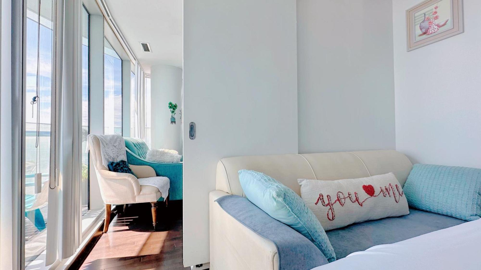 New Superior Lakeview Luxury Top Floor 3-Bedroom Suite On 48Th Floor Торонто Екстер'єр фото